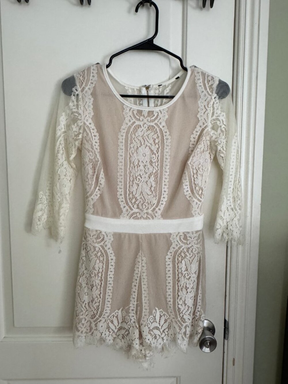Forever 21 White lace romper